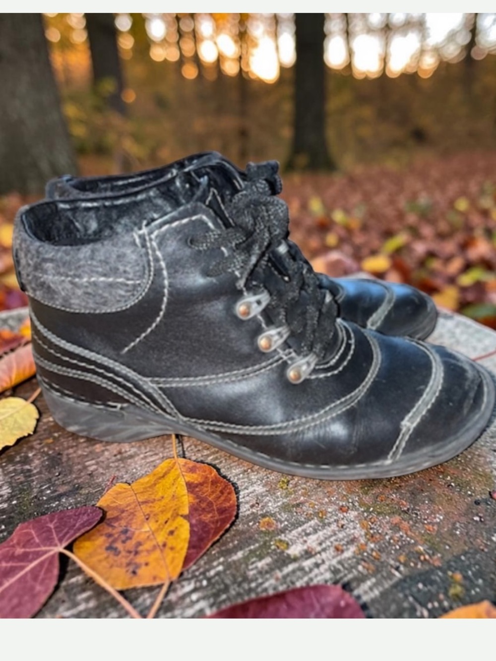 Josef Seibel Black Leather Wool Trim
Ankle Hiking Boots Comfort Shoes
Women 8.5